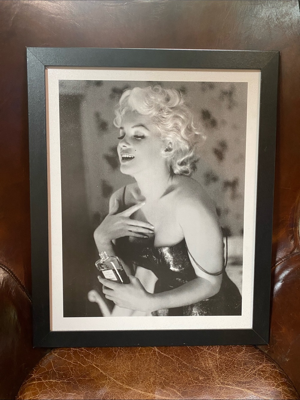 Marilyn Monroe Chanel No 5 Ed Feingersh Framed Art Textured Gel Finish 18” x 22”